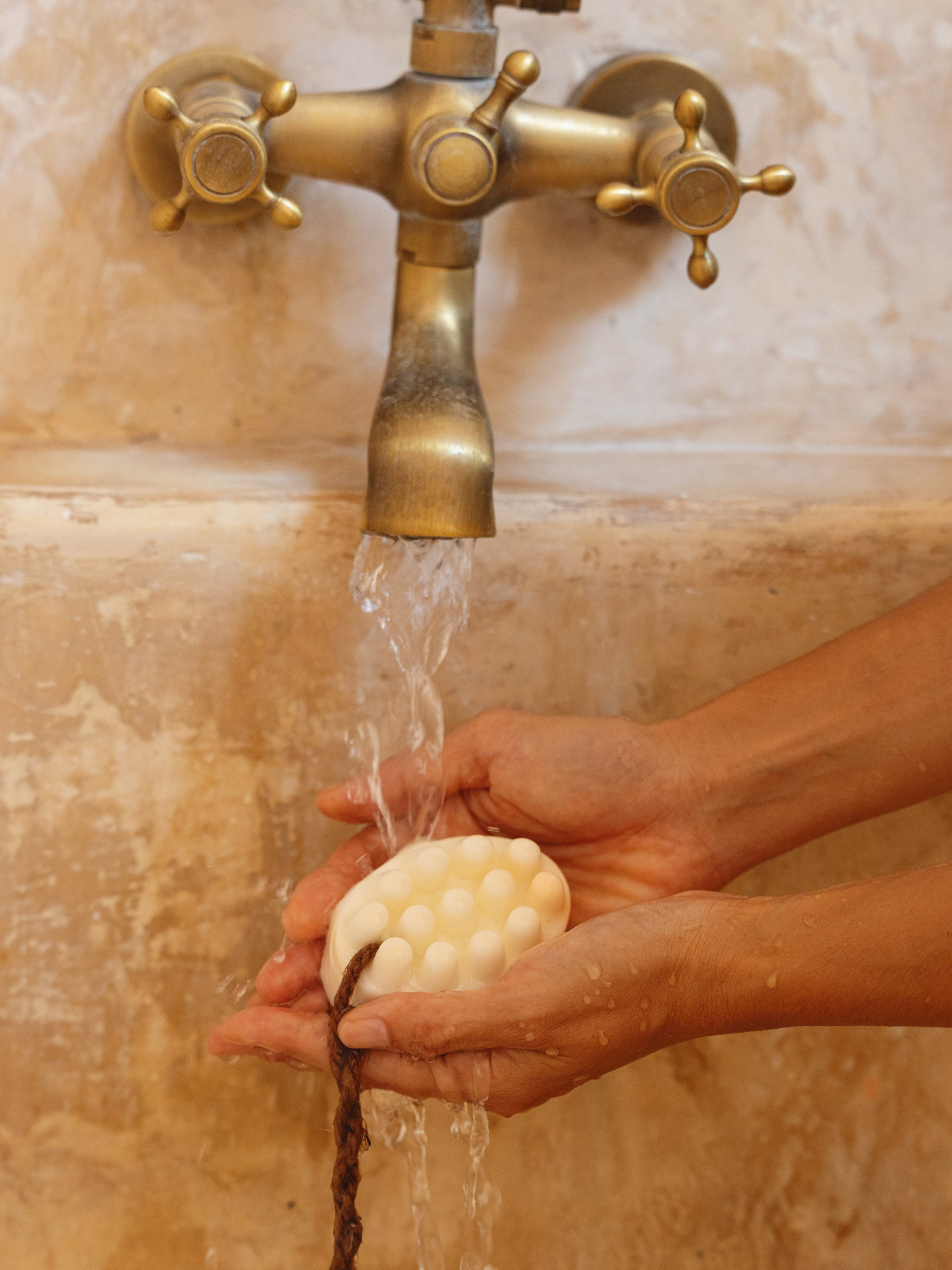 Palo Santo Bath Soap Cedar & Myrrh